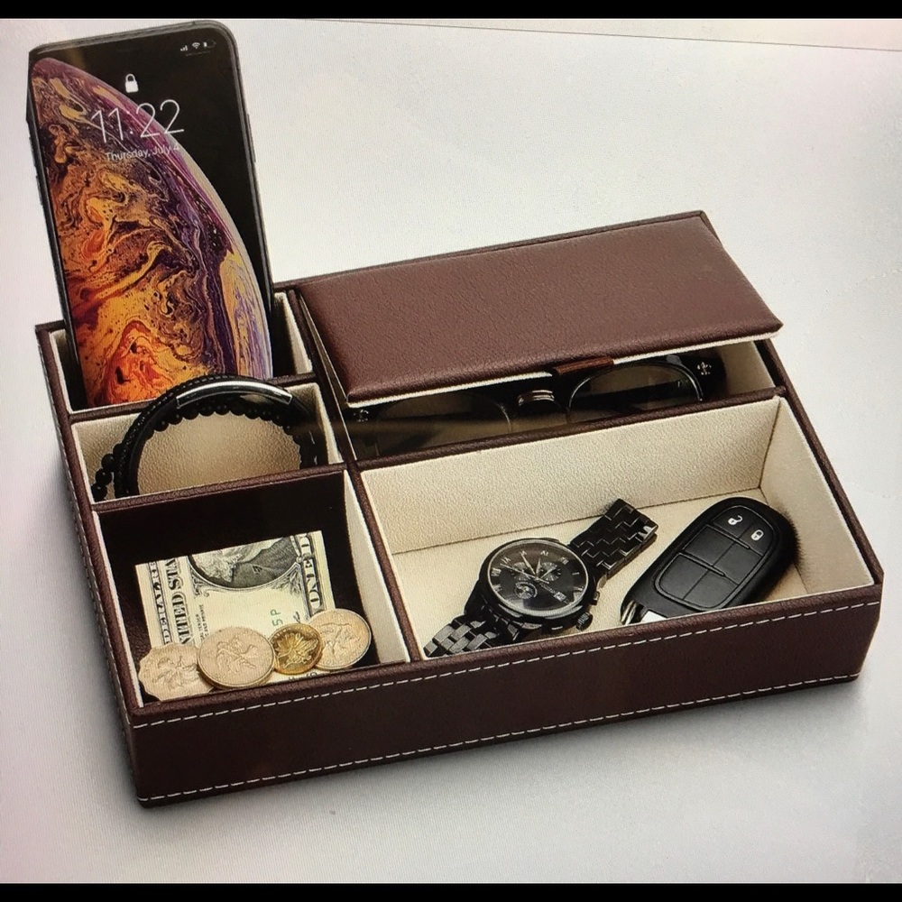 CLOSEOUT - Brown Faux Leather Valet 5 Compartment Organizer.  NWOT